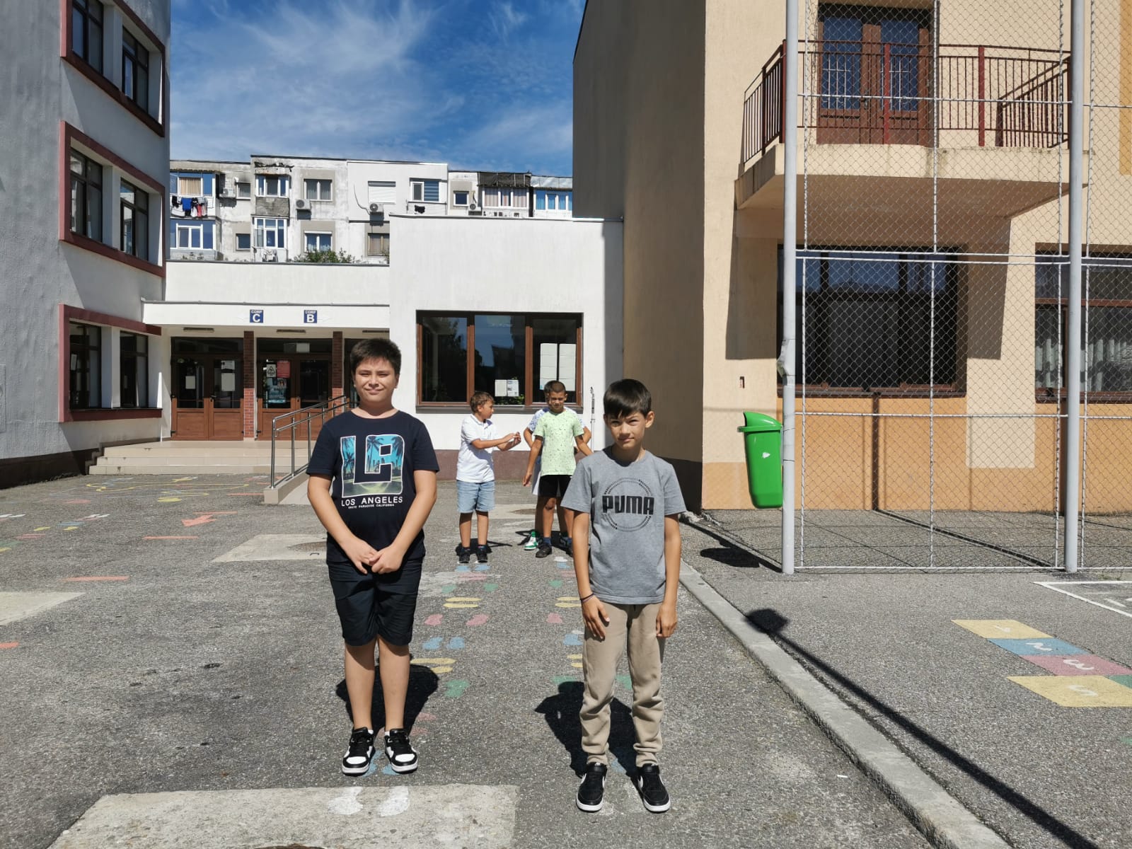 e8a9afcb-a514-45e3-8204-7357c139cb35.jpg